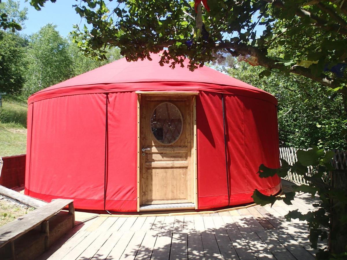 Eco-Hotel Et Yourtes Du Mercantour Guillaumes Εξωτερικό φωτογραφία