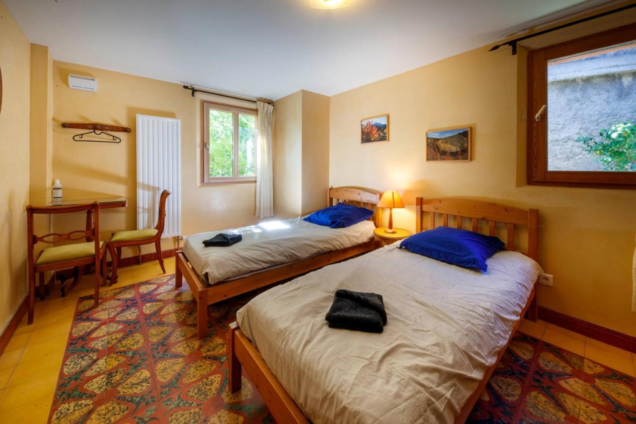 Eco-Hotel Et Yourtes Du Mercantour Guillaumes Εξωτερικό φωτογραφία