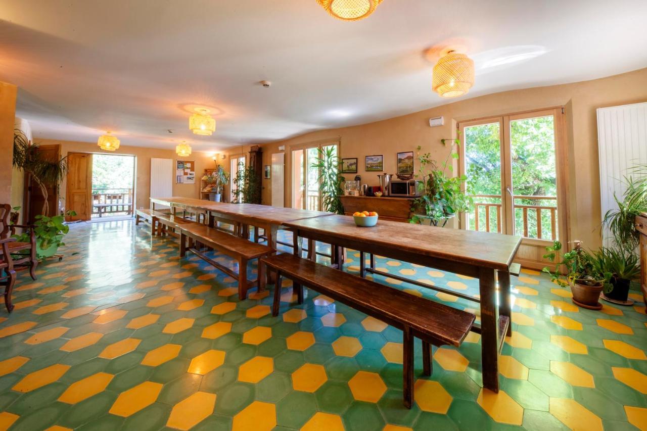 Eco-Hotel Et Yourtes Du Mercantour Guillaumes Εξωτερικό φωτογραφία
