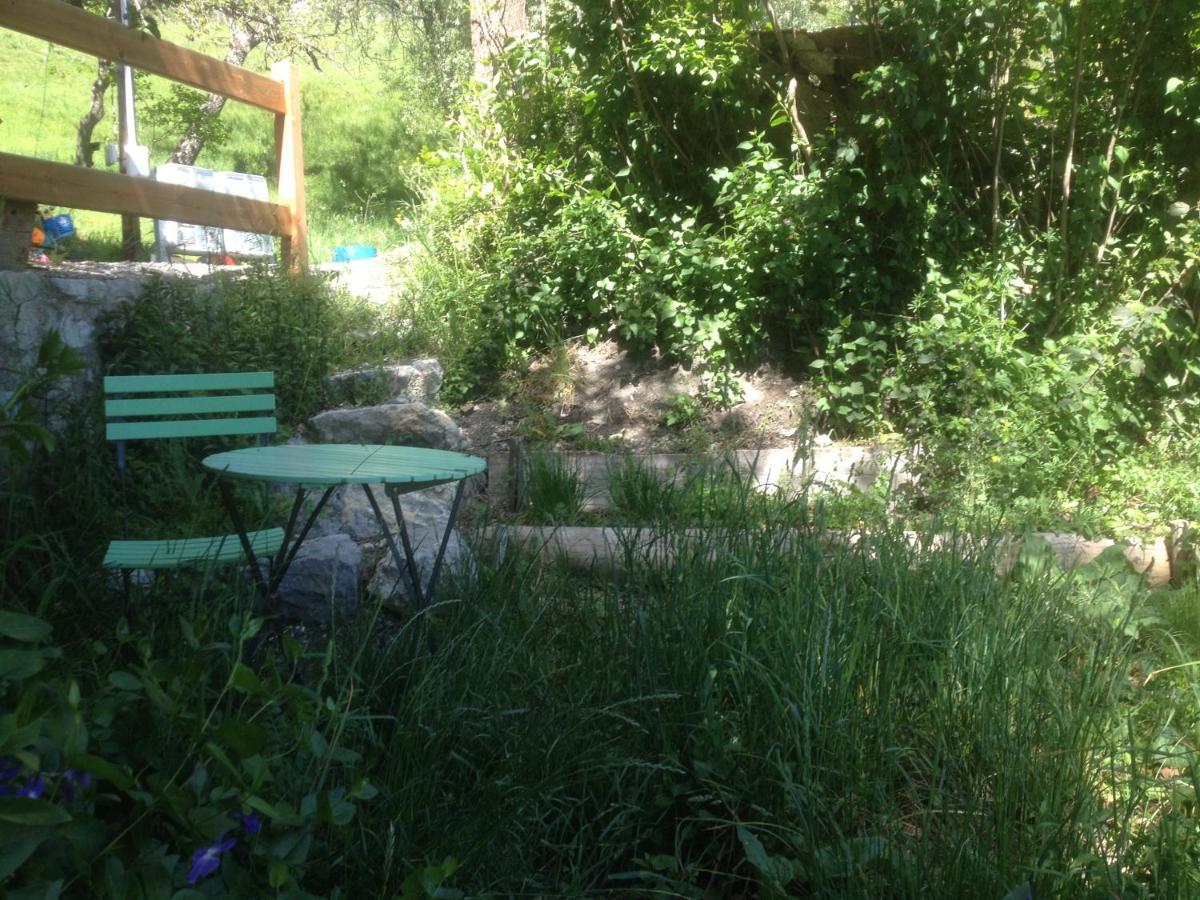 Eco-Hotel Et Yourtes Du Mercantour Guillaumes Εξωτερικό φωτογραφία